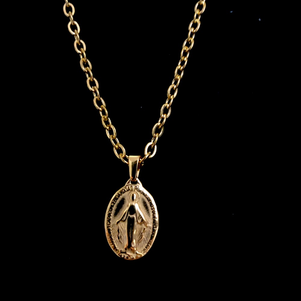 Stainless steel Pendant with Chain